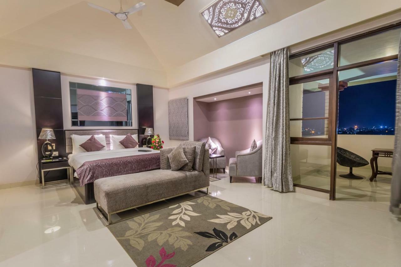 Regenta Resort Bhuj By Royal Orchid Hotels Limited Экстерьер фото